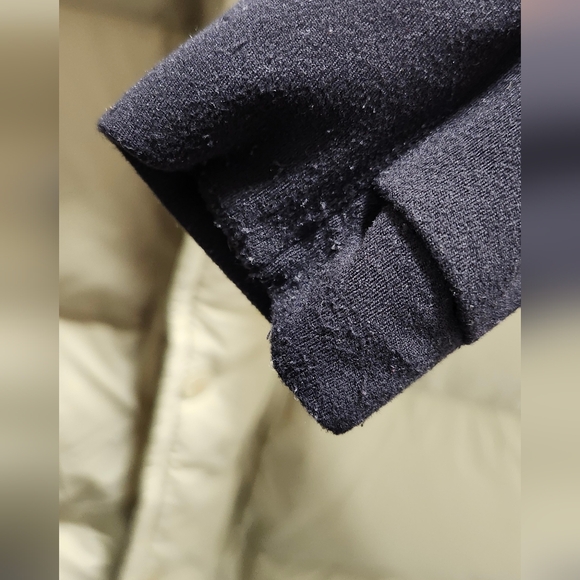 The Super Puff Long Jacket - 2XS - SAGE - Aritzia/TNA - Picture 15 of 17